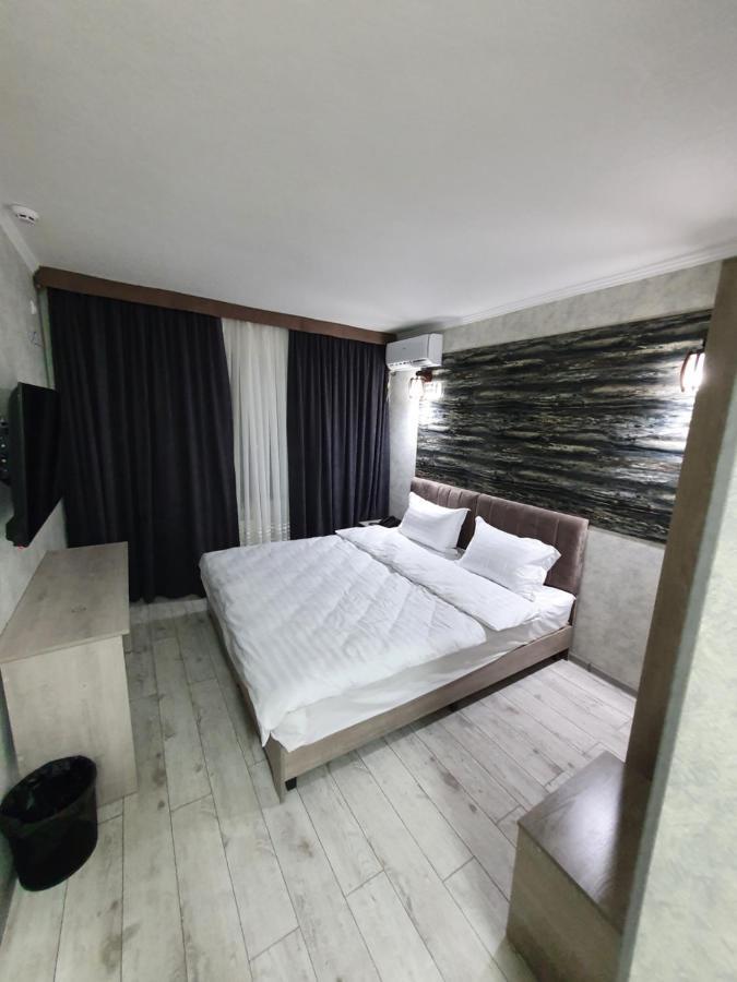 Artist Regenci Hotel Taschkent Exterior foto
